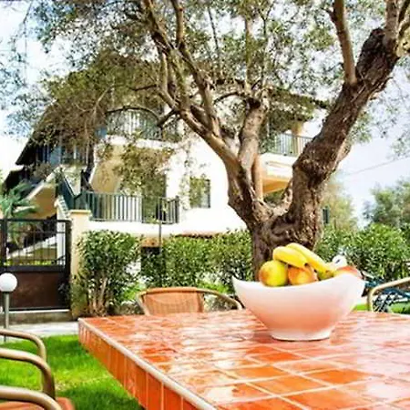 Lemon Garden Szálloda Pefkohóri