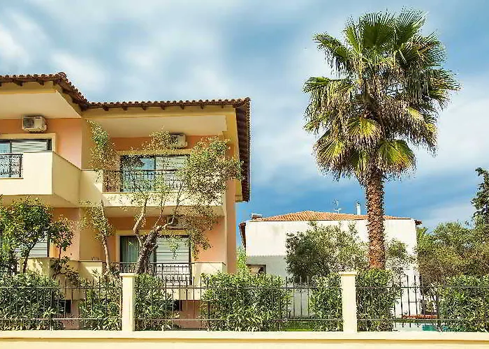 Hotel Lemon Garden *