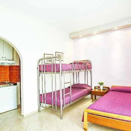 Отель Lemon Garden